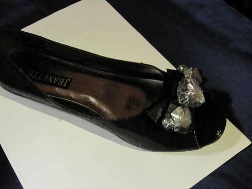 *GLAM Essential* Stones and Bow Black Flat Peep Toe Pumps