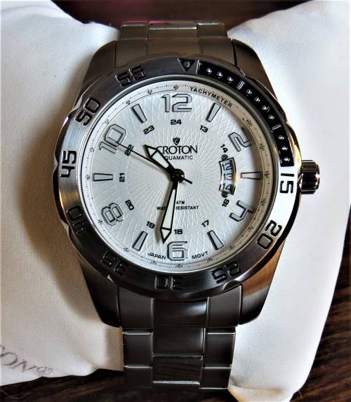 CROTON GENTS TACHY AQUAMATIC DATE WATCH