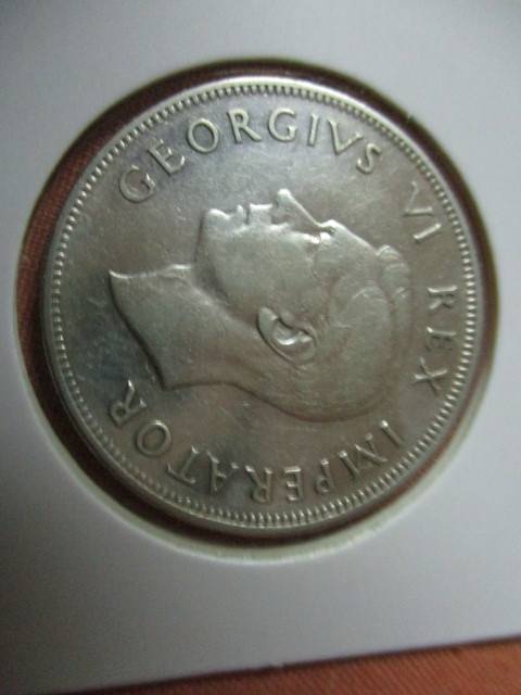 1938 Half Crown - Excellent coin  - Judge condition as per photo