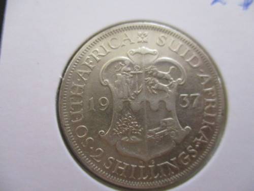 1937 2 shillings - Scares - Excellent coin  - Judge condition as per photo