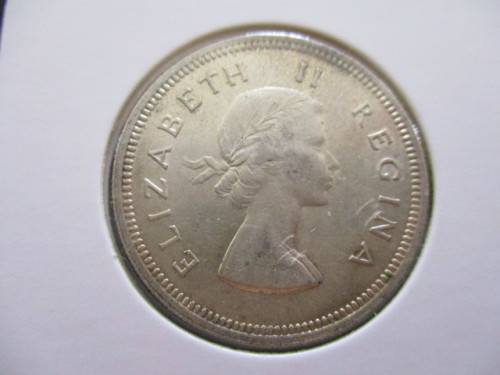 1957 2 shillings  - Excellent coin  - Judge condition as per photo