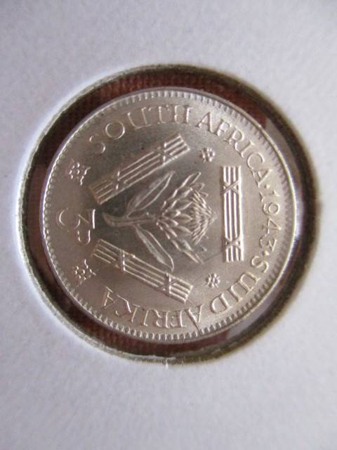 1943 3d Threepence  - Excellent coin  - Judge condition as per photo