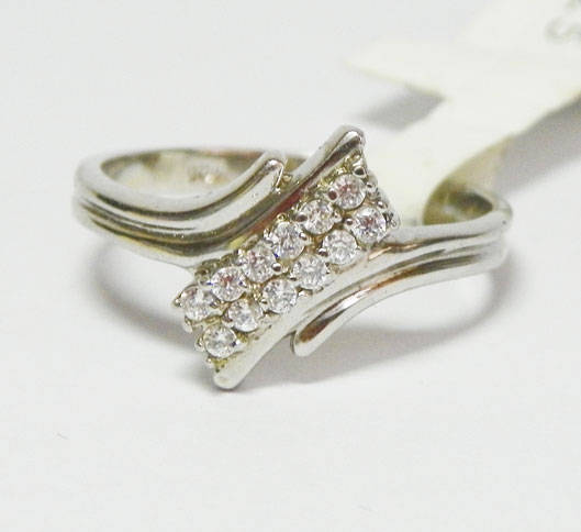 **GORGEOUS**925 Sterling Silver**CZ Engagement Ring**Size 8/9/10**
