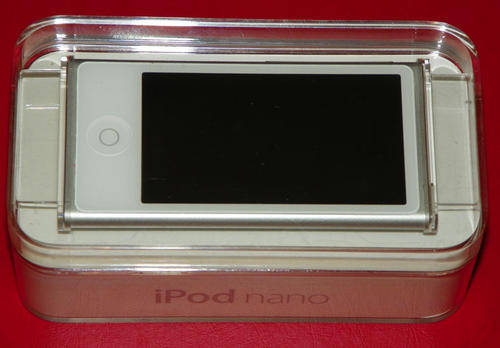 **NEW**16GB iPod nano**