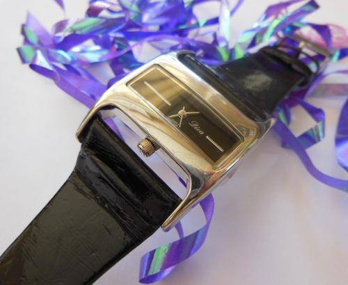 **GORGEOUS**Women's Ananlogue Watch**Black Leather Strap***