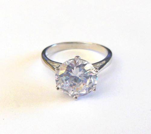 3.50ct Simulated Diamond Engagement Ring in 925 Sterling Silver- Size 8