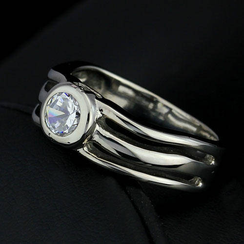 **Lady J Range**1.5ct Stainless steel engagement ring