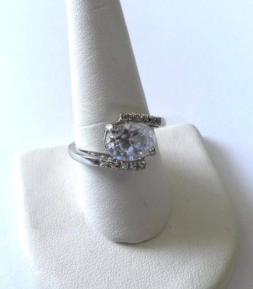 925 STERLING SILVER**4.25ctw**Split band engagement ring*Size 8/9