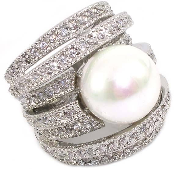 R650.00**ABSOLUTELY UNIQUE** GORGEOUS 14MM SOUTH SEA SHELL PEARL RING - A MUST HAVE