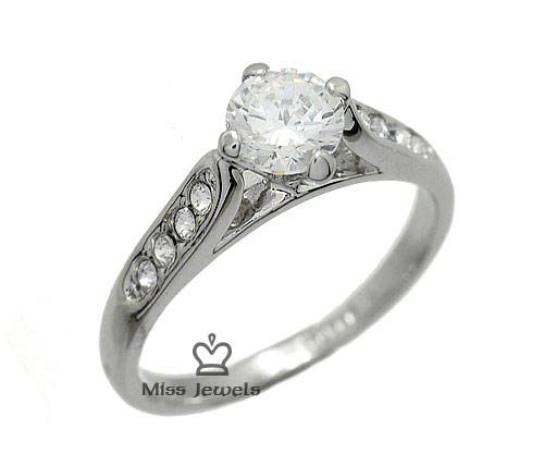 **0.50 ct Sparkling Solitaire Engagement Ring**GORGEOUS**Size 9
