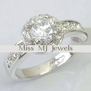 **Sparkling 1.85ctw Solitaire engagement ring**