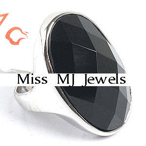 **GORGEOUS IN BLACK**Simulated Bulky Black Onyx Dress Ring***