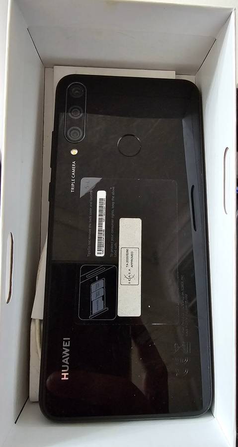 Huawei Y6p 64GB Dual Sim - Midnight Black - Please read