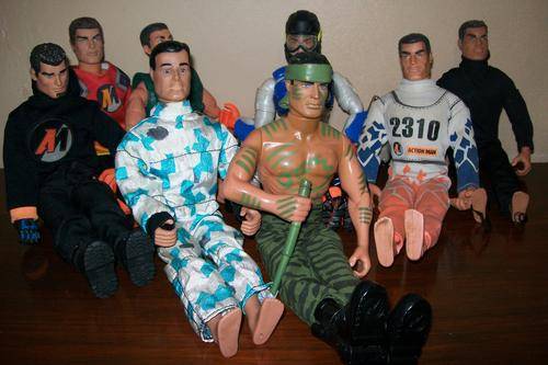 8 x Action Men