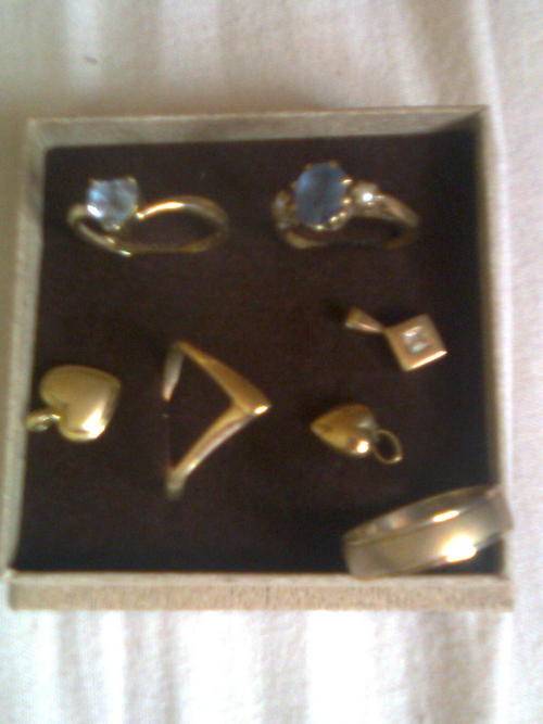 9ct gold jewellery