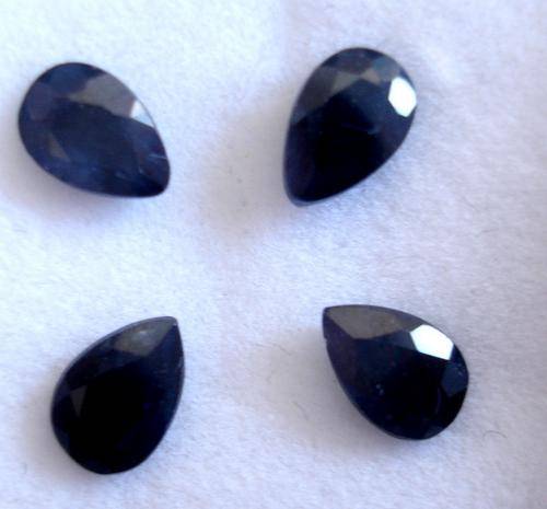 4 MIDNIGHT BLUE  SAPPHIRES   VIETNAM   2.47 CT