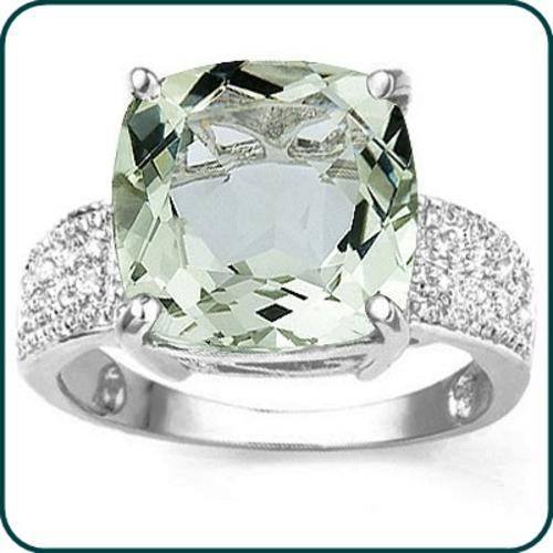 GORGEOUS .925 STERLING SILVER  WITH PLATINUM GREEN AMETHYST AND DIAMOND RING