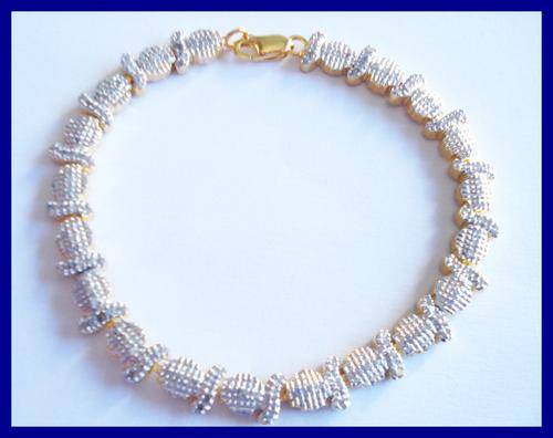 GORGEOUS SOLID 0.925 STERLING SILVER BRACELET WITH 160 DIAMONDS 0.928 CT