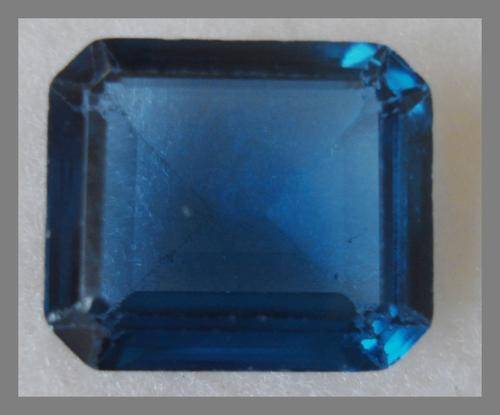BEAUTIFUL DEEP BLUE IRRADIATED QUARTZ - OCTAGON SHAPE  10.,09 CT