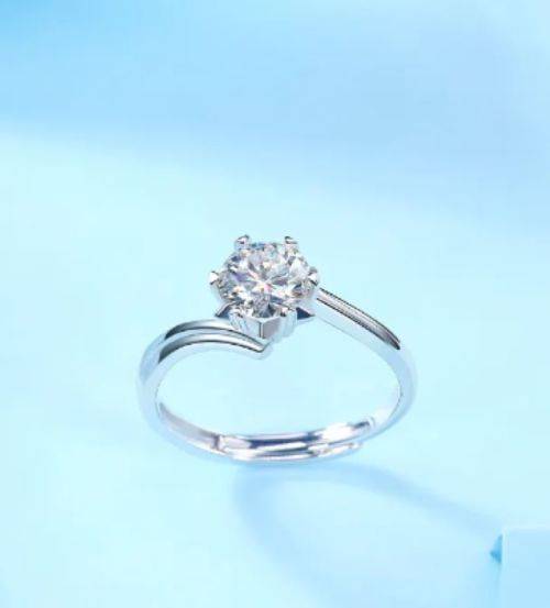 Charming 0.5CT Moissanite Diamond on 925 Sterling Silver Adjustable Ring