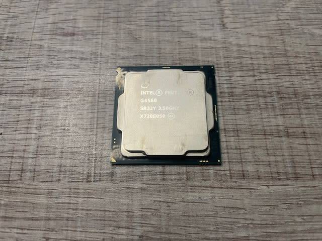 Intel Pentium G4560 3.5GHZ LGA 1151+ Cooler