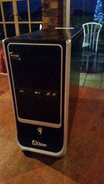 Bargain desktop PC! Gaming PC! Core 2 Quad