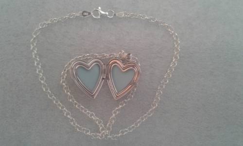 Sterling Silver Color Rose Heart Locket With Chain.