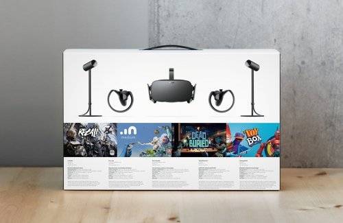 Oculus Rift + Touch Virtual Reality System.
