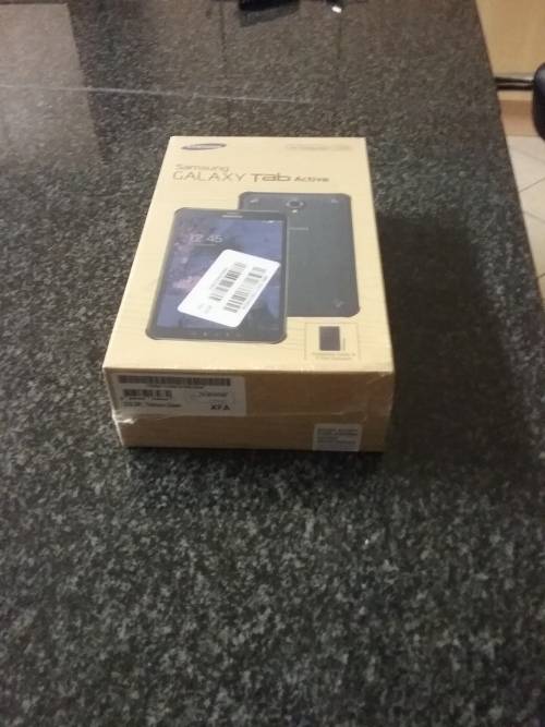 Brand new Samsung Galaxy Tab Active 16 gig. LTE. SM-T365 FREE Gift.!