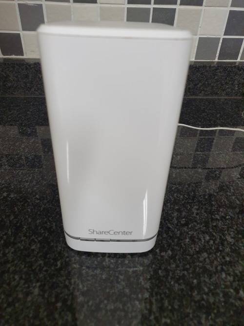 D-LINK NAS, INCLUDES 3TB AND 2000gb DRIVES