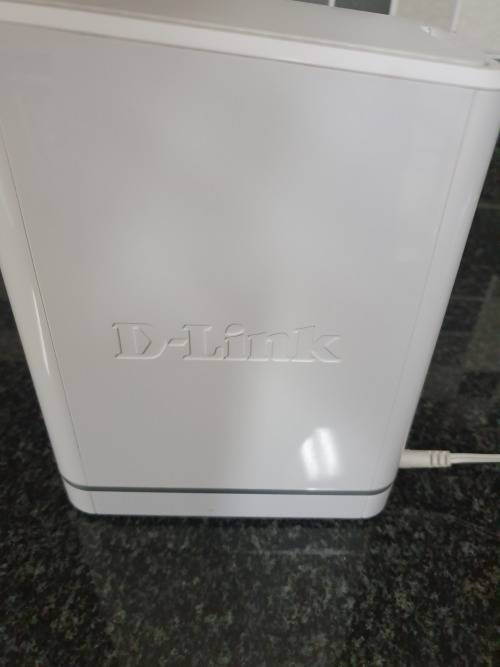 D-LINK NAS, INCLUDES 3TB AND 2000gb DRIVES