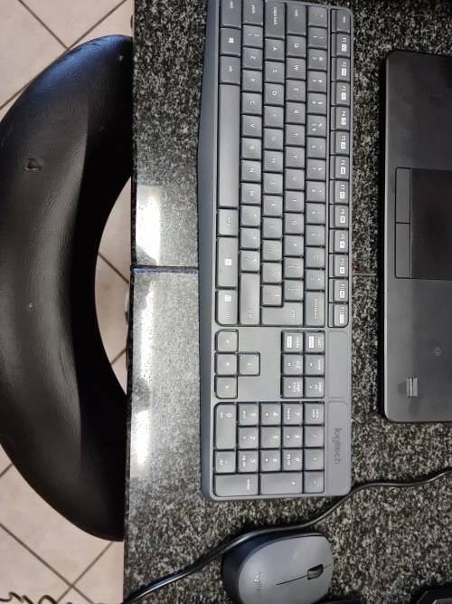 Dell E7450 laptop and accessories