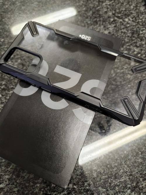 SAMSUNG S20 + (PLUS) LIKE NEW!!! INCLUDES RINGKE COVER