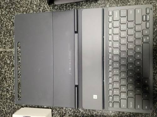 SAMSUNG GALAXY TAB S7 FE 5G + GALAXY BUDS PLUS, BRAND NEW CONDITION.