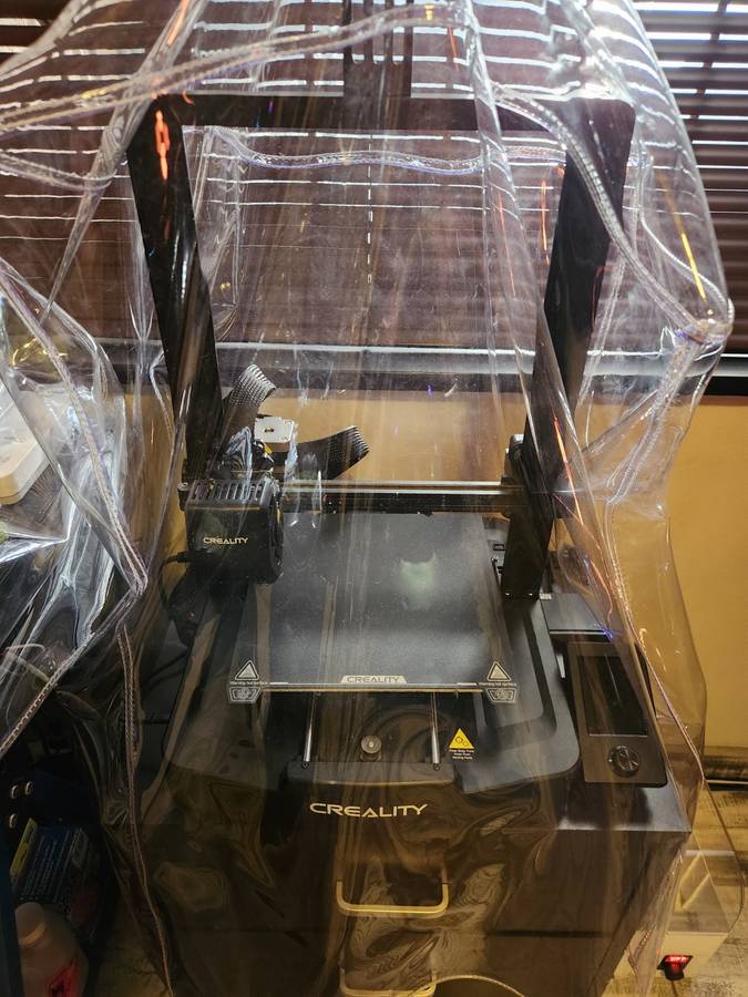 Creality 3 v3 SE and Creality WiFi box and camera. Like new!