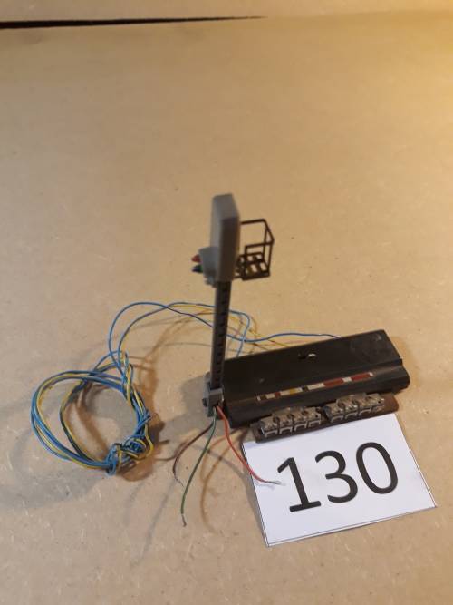 Marklin 7239 - Home signal - "HO"