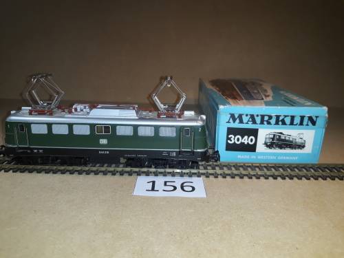 Marklin 3040 - E40 - Electric Locomotive - "HO"