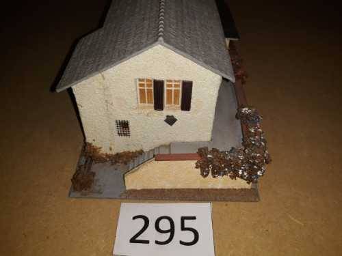 Faller 219 - Highly detailed factory built - all wood - Hotel and Cafe from 1950 "HO"