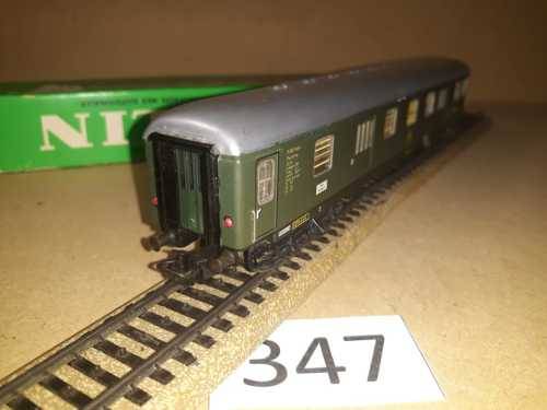 Marklin 4044 - Express Luggage Car with red tail lights and interior lights - All Metal "HO"