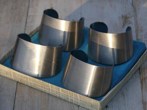 Stylish Vintage Stainless Steel Serviette Holders (4) - See shipping in the description