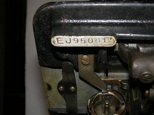 Rare Find! Vintage Singer 306K Sewing Machine