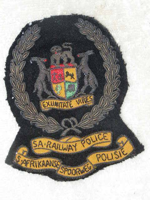 WOW!! VERY RARE STUNNING SOUTH AFRICAN RAILWAYS (SAR) BADGE