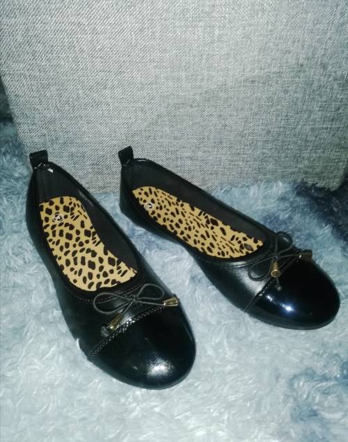 Shoes - Black Pumps Flats