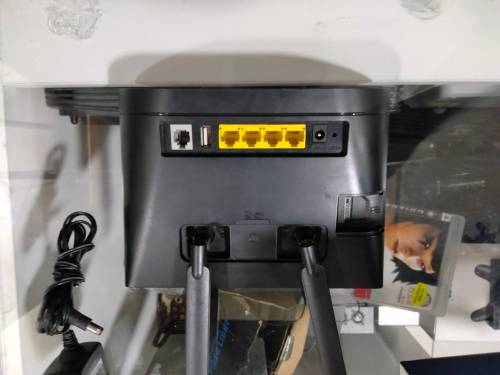 HUAWEI B315S 4G LTE WIFI ROUTER | 4 LAN PORTS | OPEN TO ALL NETWORKS