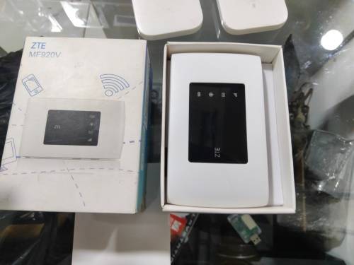 ZTE MF920V 4G/LTE MOBILE WIFI | OPEN TO ALL NETWORKS