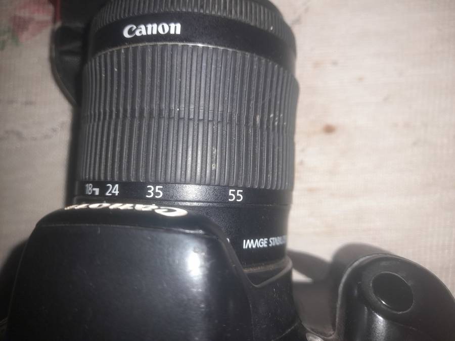CANON 600D SLR | 18mm To 55mm LENS | FOR REPAIR OR PARTS