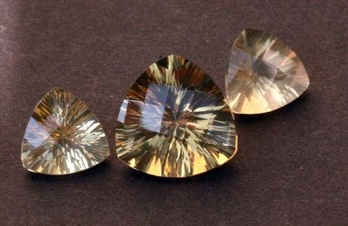 Quartz "smokey-yellow" SET Total carats 12.72ct