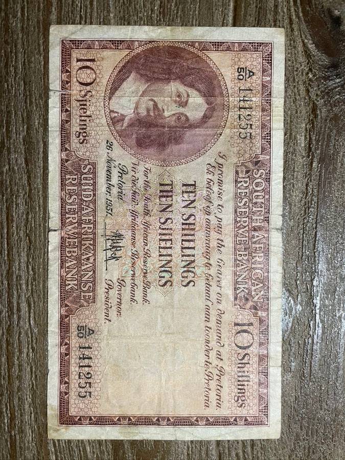 MH de Kock  ***  10 Shilling   ***  Second issue 1951  ***  slightly better than a filler