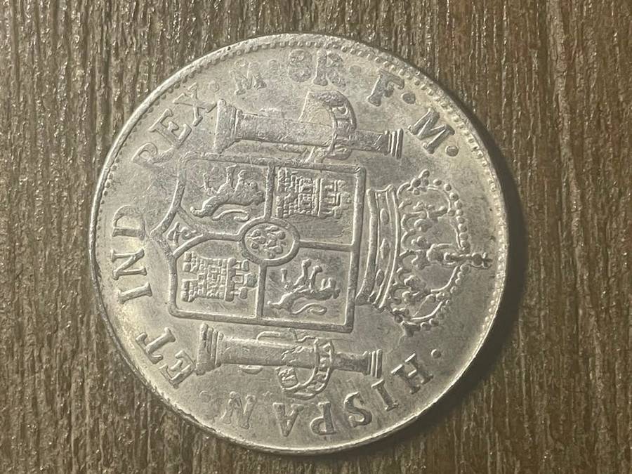 1972 *** 10 rupee India *** Imitation Crown not silver