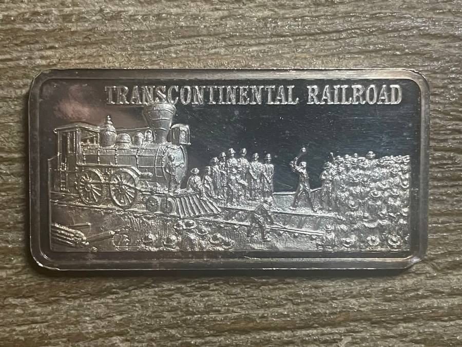 Silver 1 oz *** Transcontinental Railway *** 1976 Hamilton Mint selling for appr R1800 on ebay